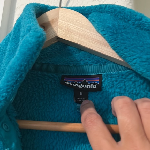 Patagonia Teal Women's Pullover - Picture 2 of 3